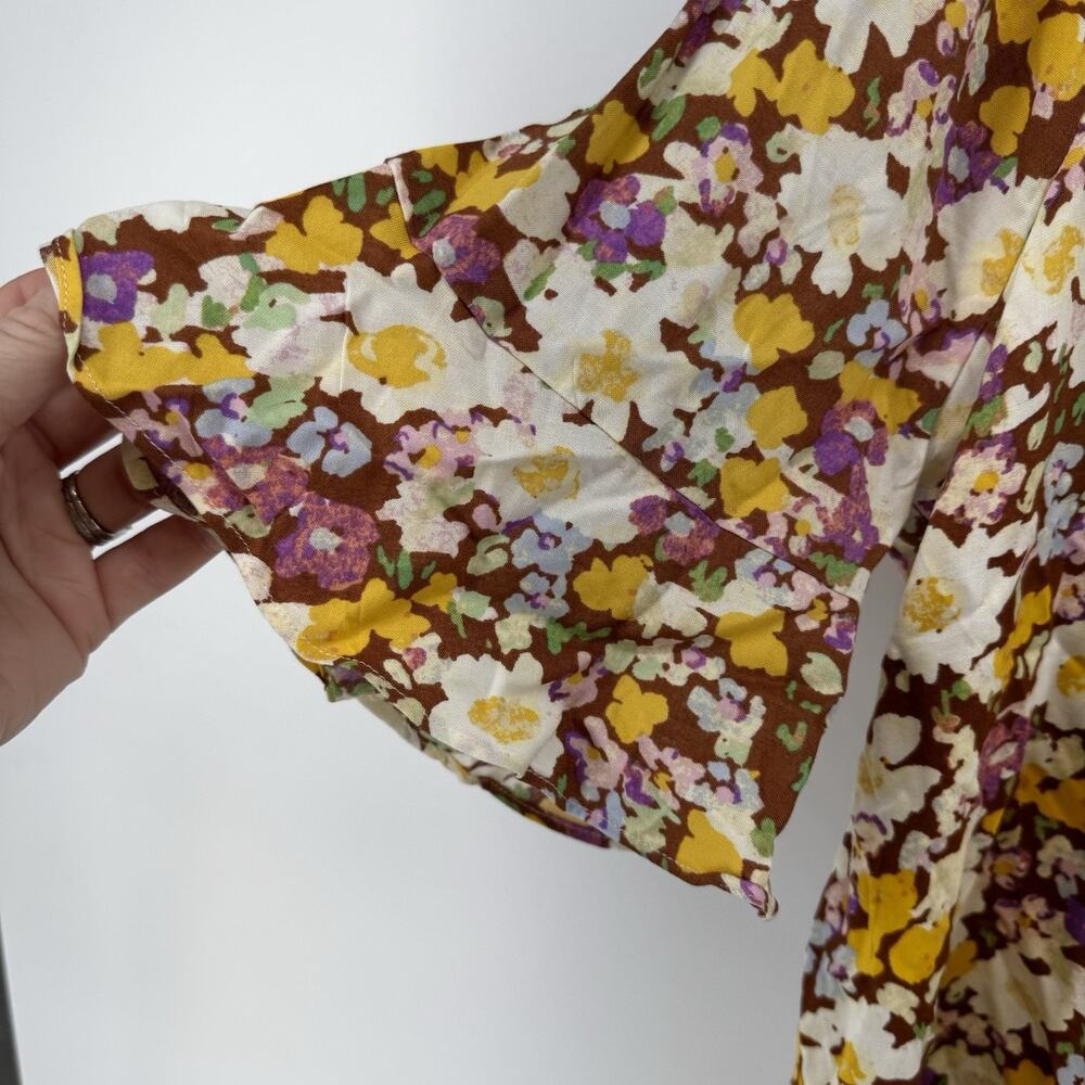 Sanctuary Faux Wrap Blouse Floral Small Ruffled Sleeves V Neck NWT Size Small - Picture 8 of 11